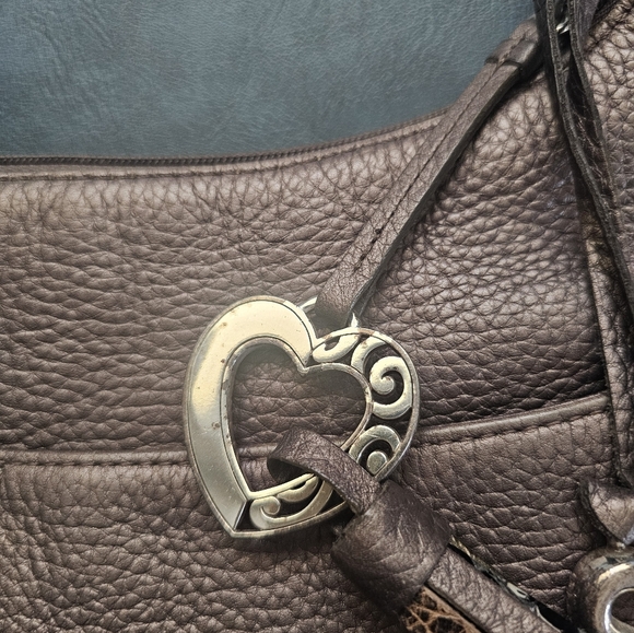 Elegant Brighton Pebbled. Leather Shoulder Bag - Picture 2 of 12